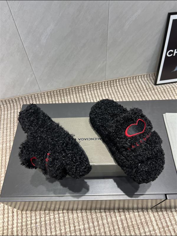 2025112818448862 210